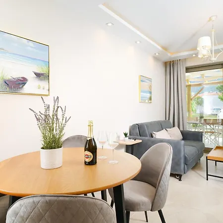 Hotel apartamentowy Brothers 3*